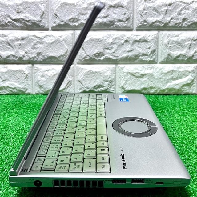 《2021》11世代Corei5！512GB！16GB！オフィス2024！SV1