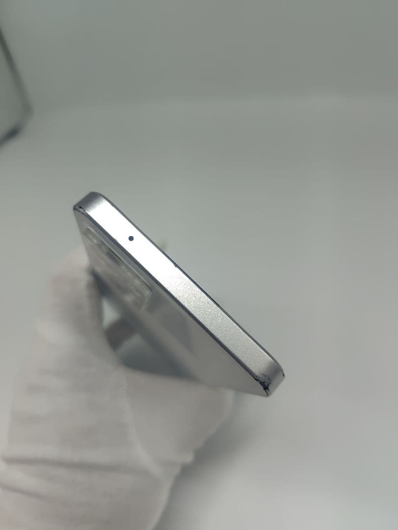OPPO Reno9A ホワイト