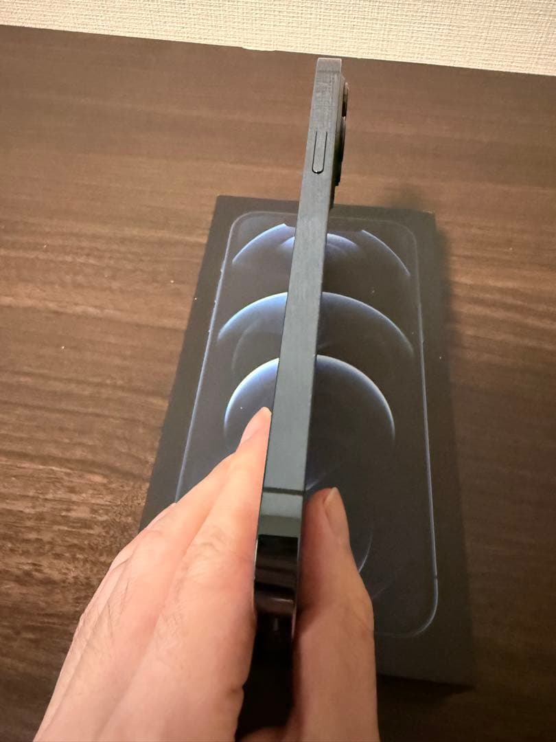 iPhone 12 Pro Max 128GB SIMフリー