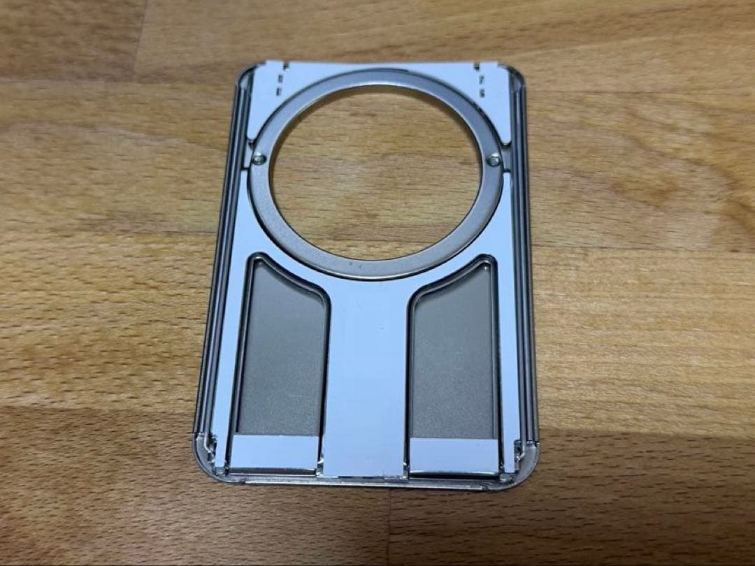 Majextand S シルバー MagSafe対応 スマホスタンド