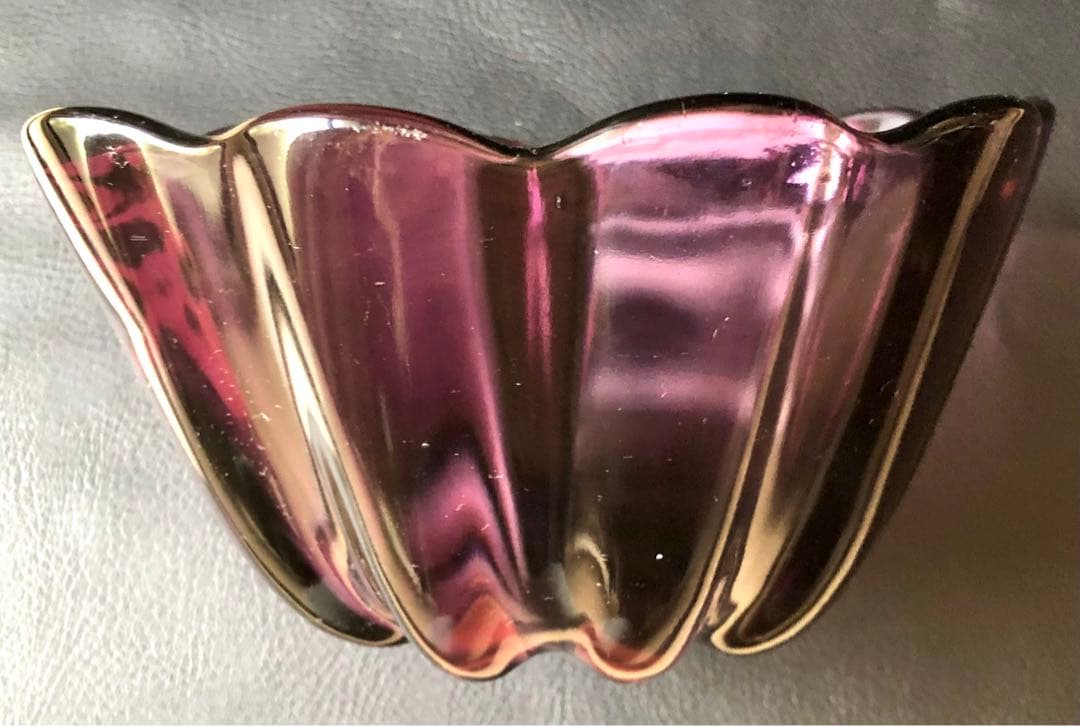 昭和 レトロ ガラス ボウル 紫 ハンドメイド　江戸紫 硝子 中鉢 深鉢　浮き花