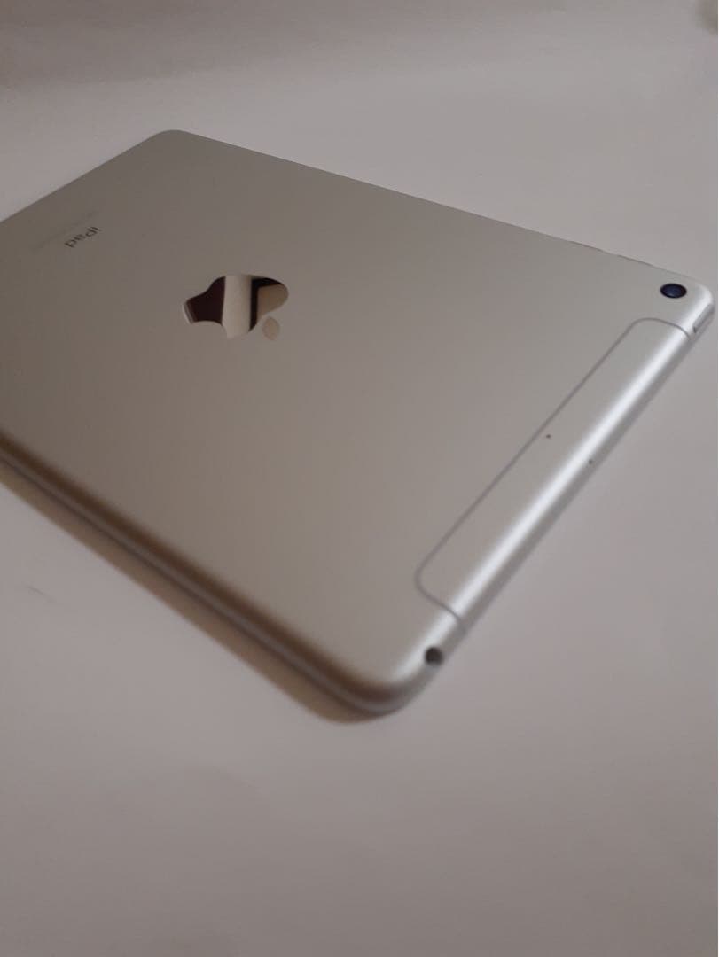 iPad mini5 64GB セルラーモデル SIMフリー シルバー