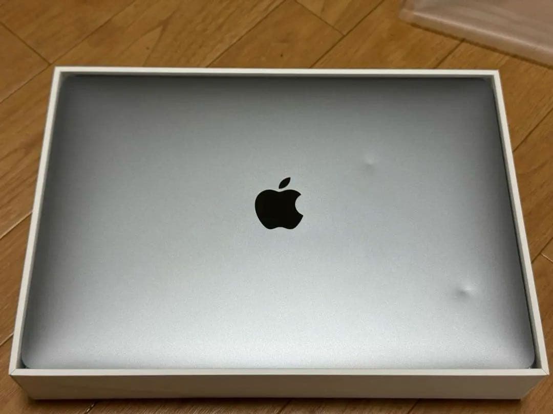 MacBookAir M1 13インチ20年8GB 256GB 動作良好 箱あり