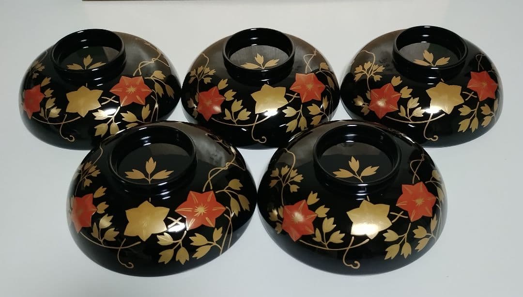 平安 象彦　鉄仙蒔絵　小判盆と吸物椀