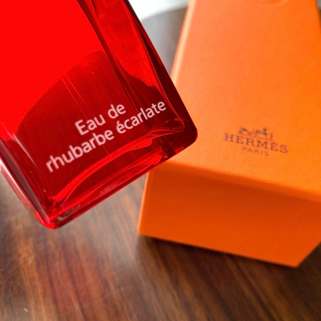香水(女性用) HERMES Eau de rhubarbe ecarlate 100ml