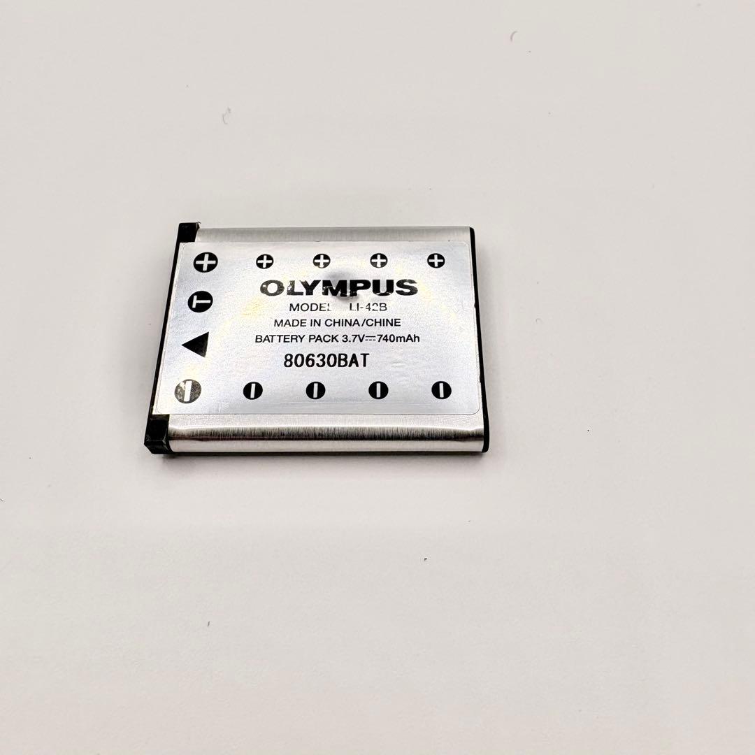 完動品　OLYMPUS オリンパス μ 1060 ミュー デジタルカメラ