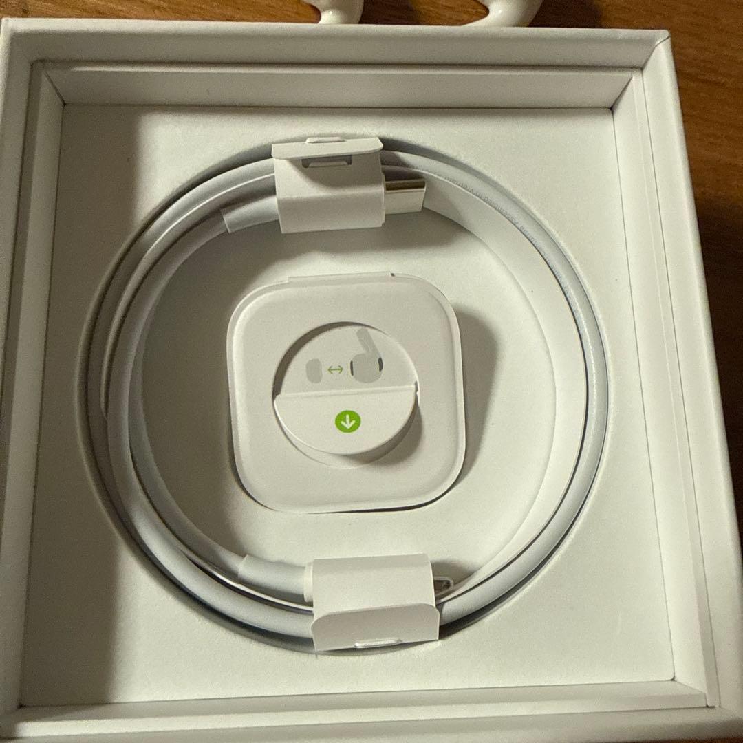 大値下げ‼️AirPods Pro 本体なし両耳イヤホンと付属品あり