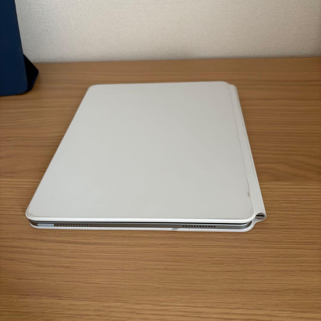 iPad Air M2 13インチ/ Magic Keyboard/ ケース付き