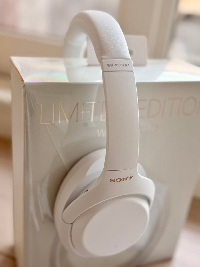 SONYソニー　WH-1000XM4 コラボレーションカラー 美品
