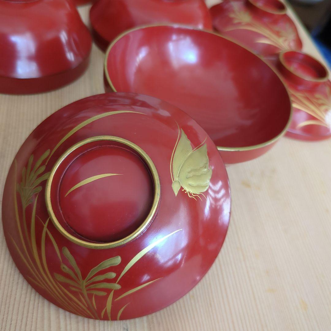 骨董　蓋付き椀　お椀　漆器　木製　蒔絵　花と蝶々　金彩　5つ〜