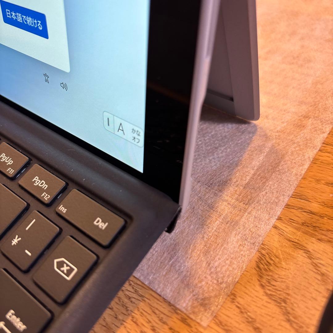 【良品】Microsoft Surface Pro 7 256GB 8GB