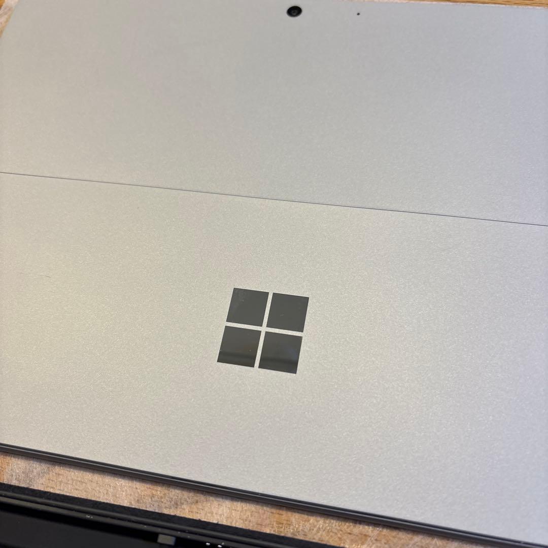 【良品】Microsoft Surface Pro 7 256GB 8GB