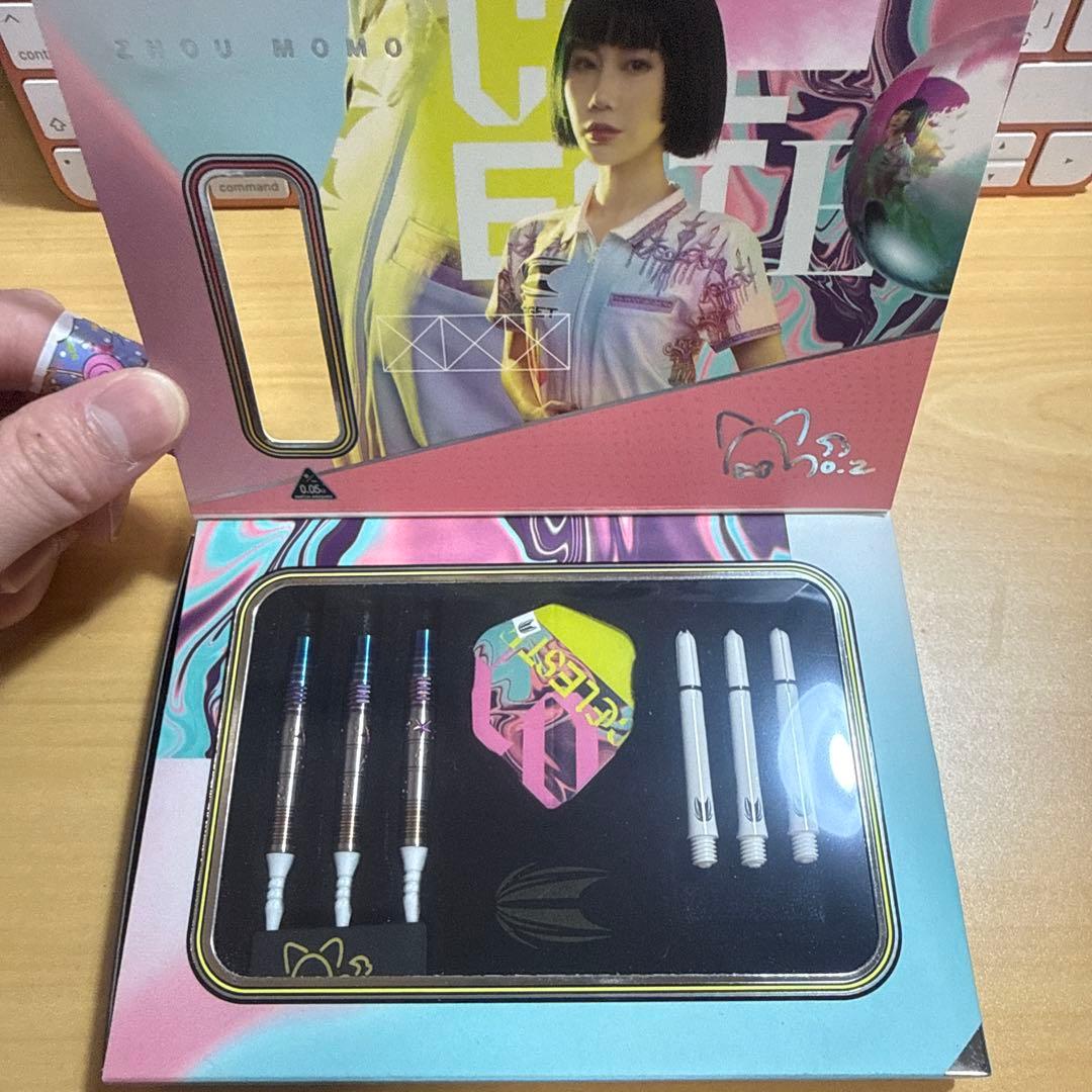 TARGET Zhou Momo Celeste G1 ダーツセット