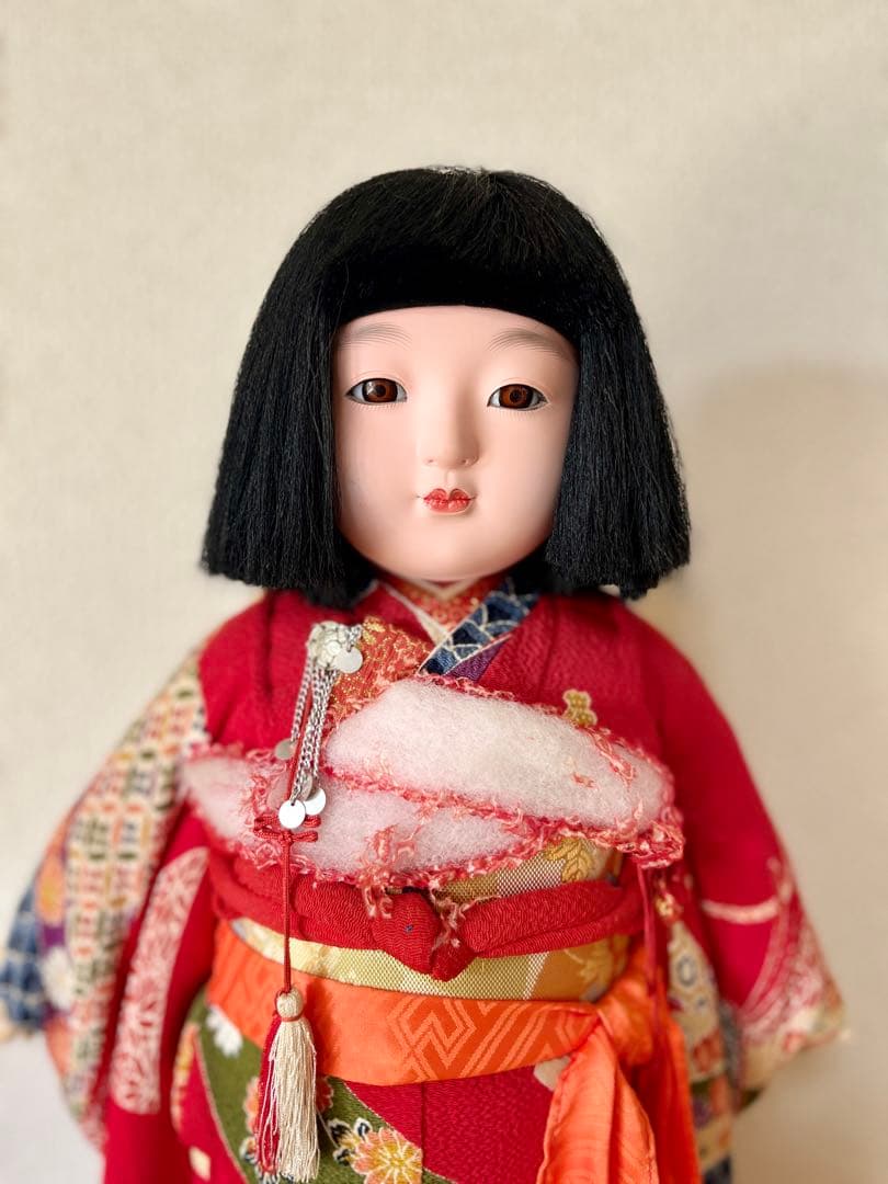 愛くるしい日本人形 3
