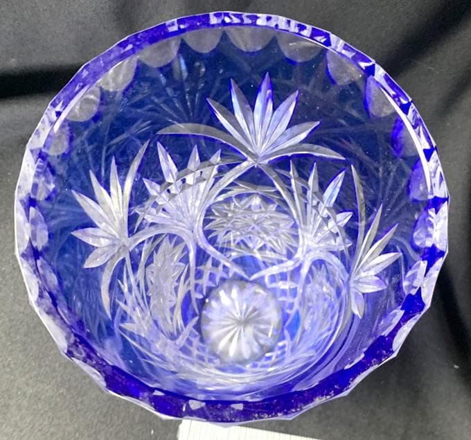 切子　フラワーベース　花瓶　青　クリスタル　ガラス　細工