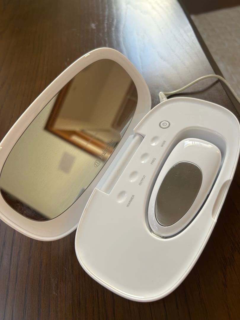 モイスティーヌ美顔器 温熱機能 内蔵ミラー付き