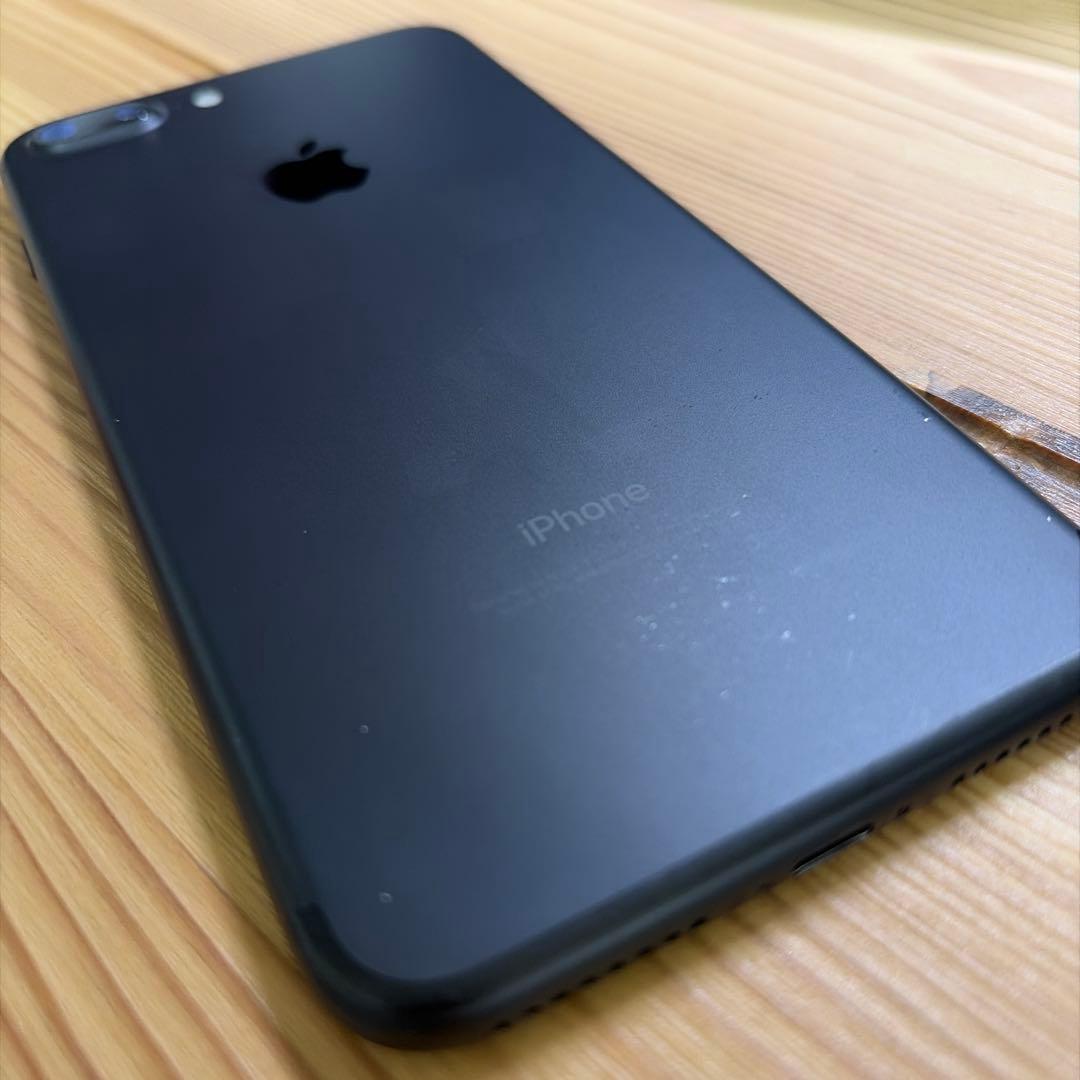 iPhone7 Plus 128GB ブラックMN6F2J/Aバッテリー84%