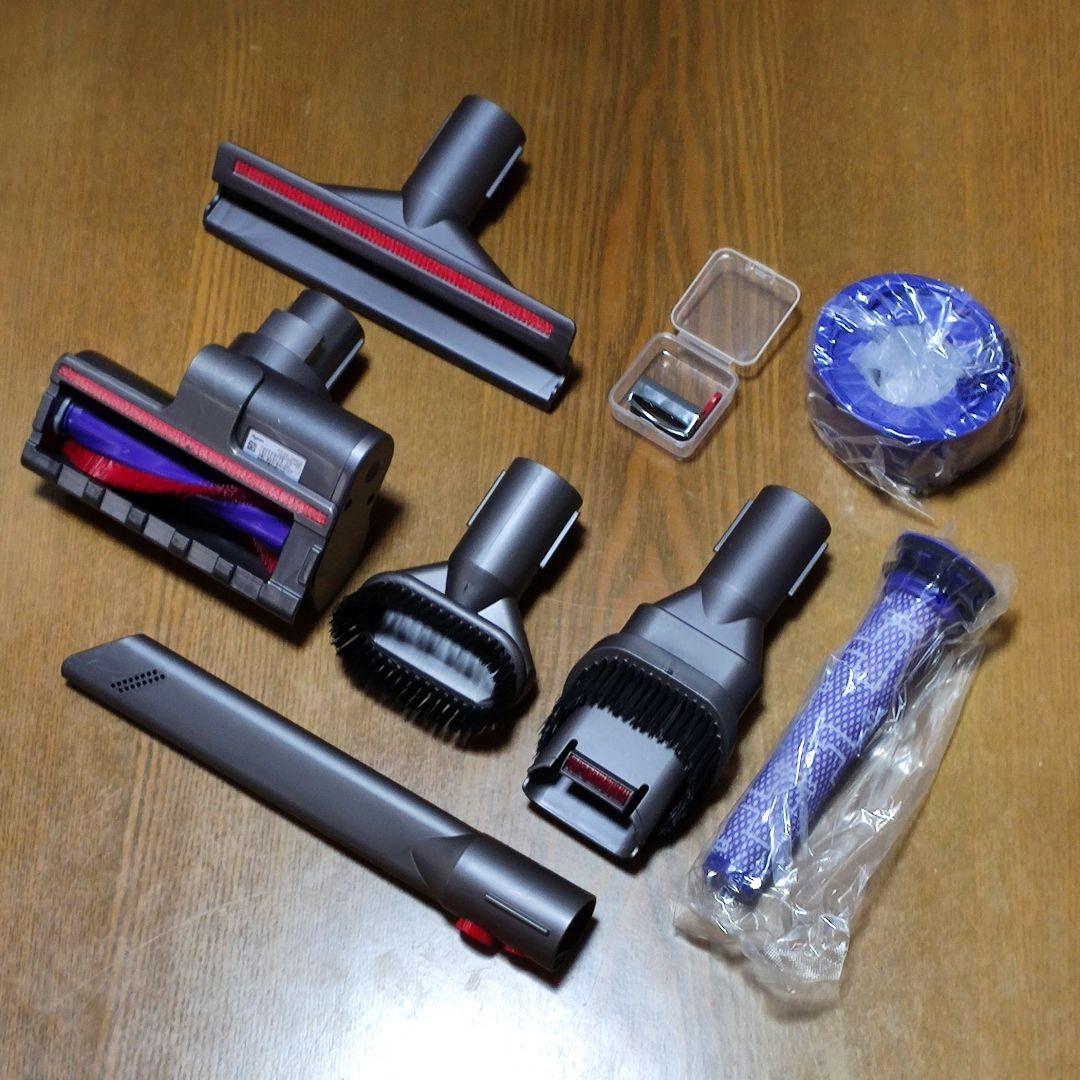 割引中ダイソンV8SV10掃除機＋マキタ18vアダプターセット分解清掃済み動作品