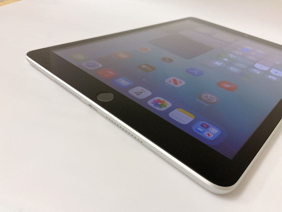 【超美品・BT88％】iPad 第9世代 64GB Wifiモデル シルバー