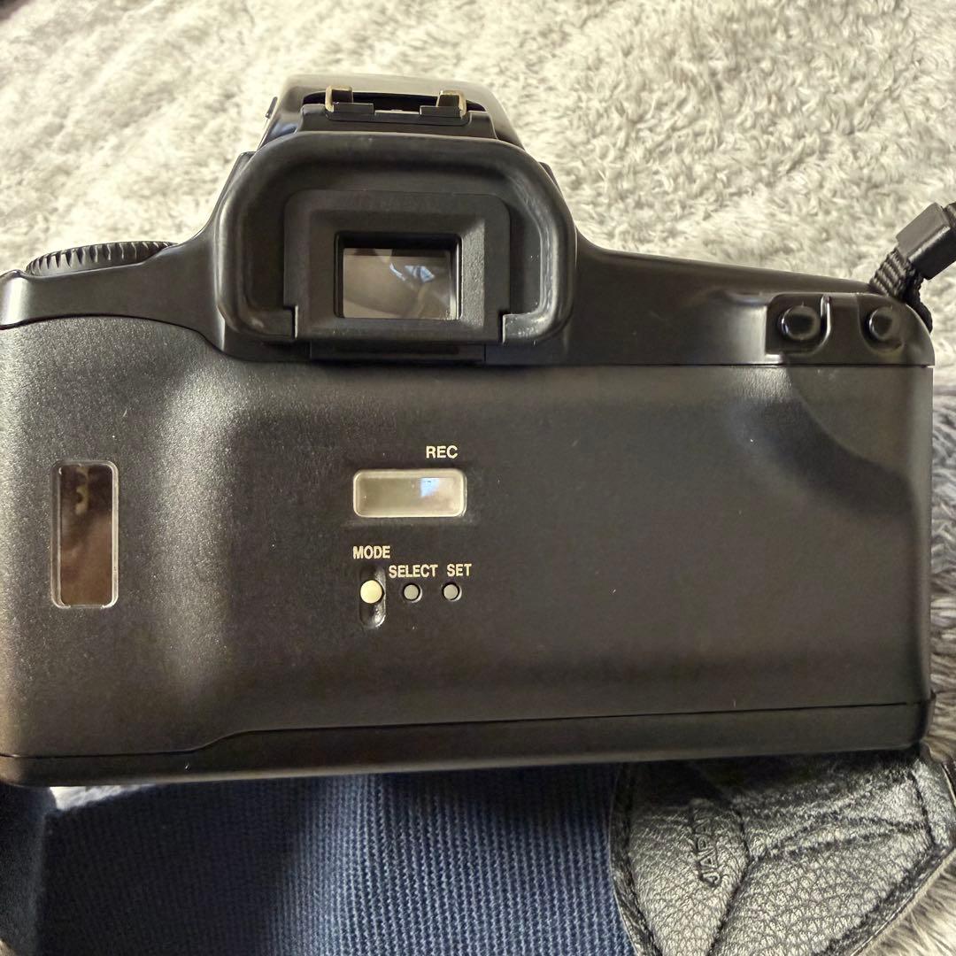 【送料無料・極美品】Canon 　EOS　1000QD　フィルム　一眼レフカメラ