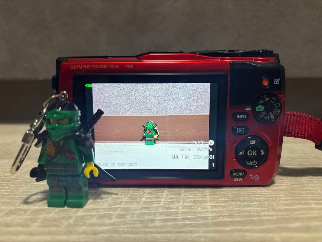 『美品』OLYMPUS TG-6レッドコンパクトデジタルカメラ
