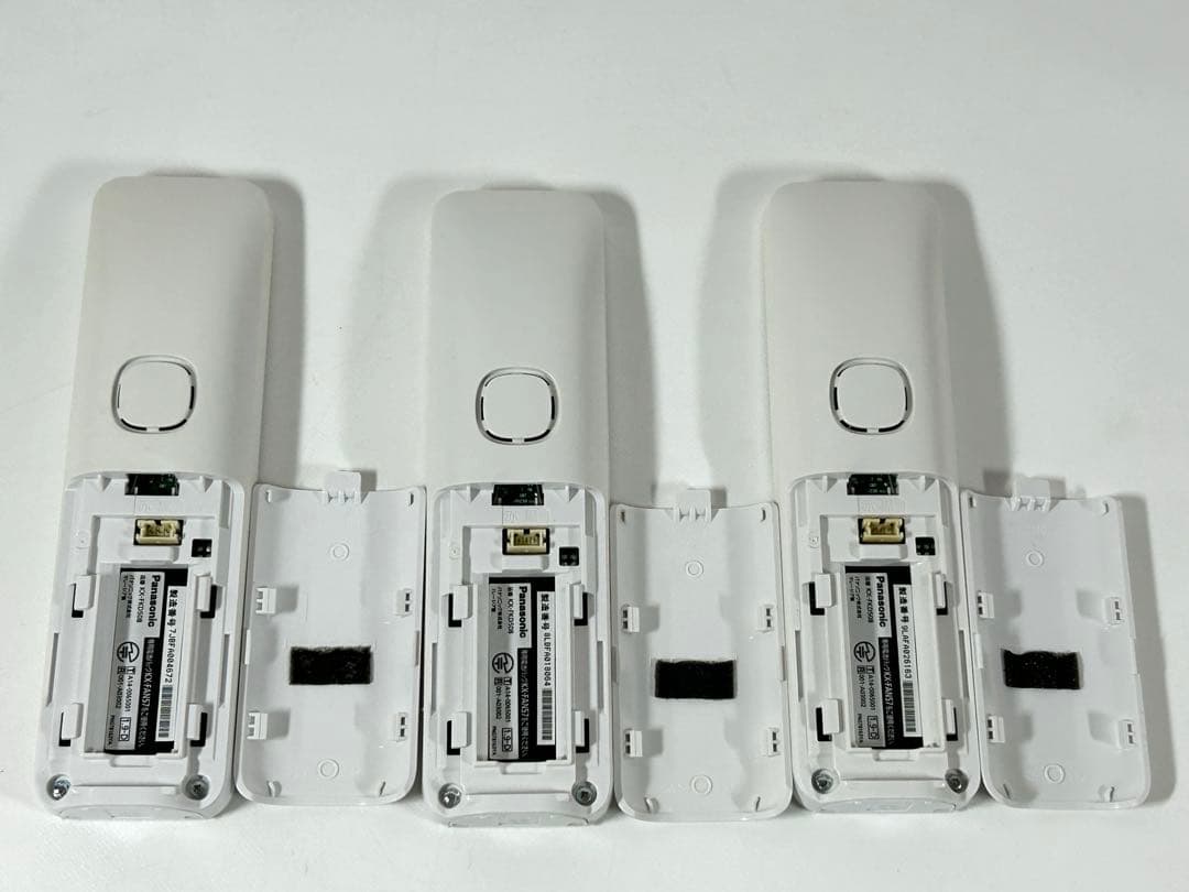 Panasonic KX-FKD508-W1 子機3台セット　充電台付き