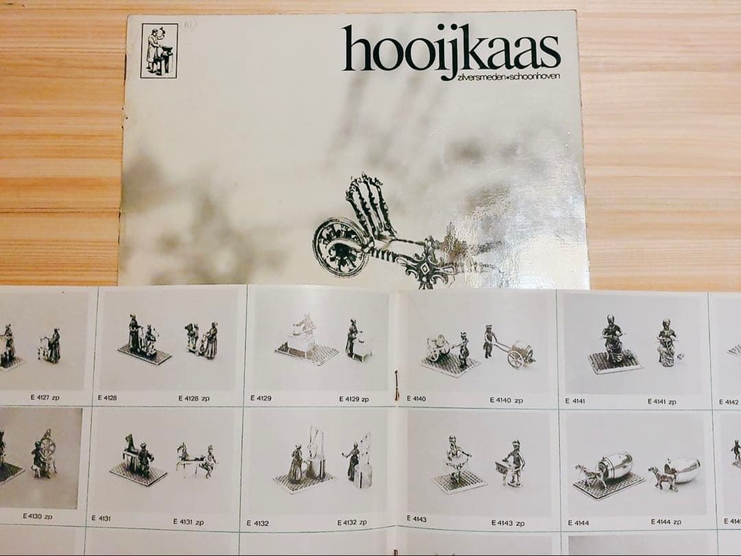 オランダHooijkaas社製、純銀835S『ミニチュア・ワイン樽運び人』