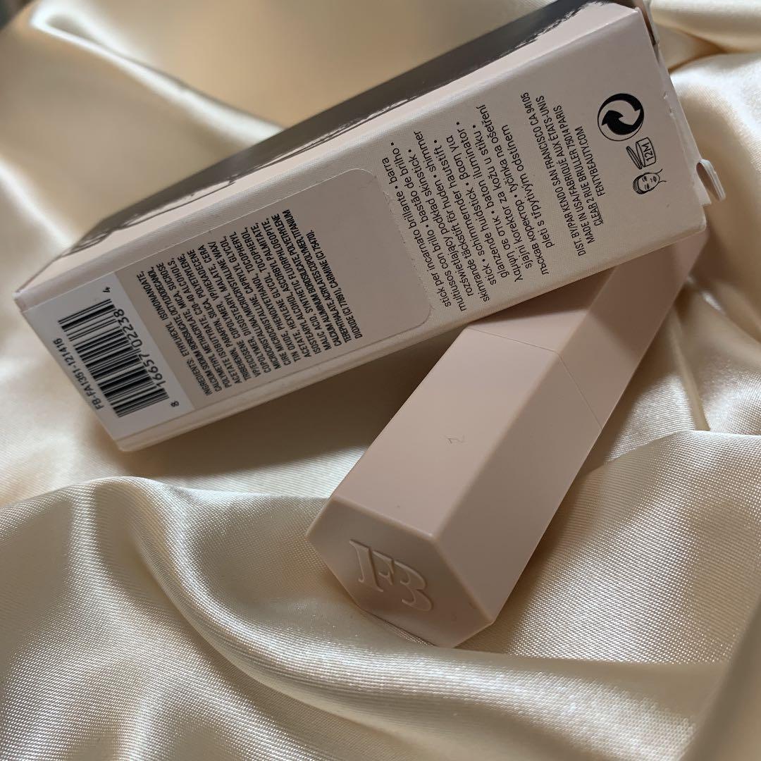 FENTY beauty ハイライト