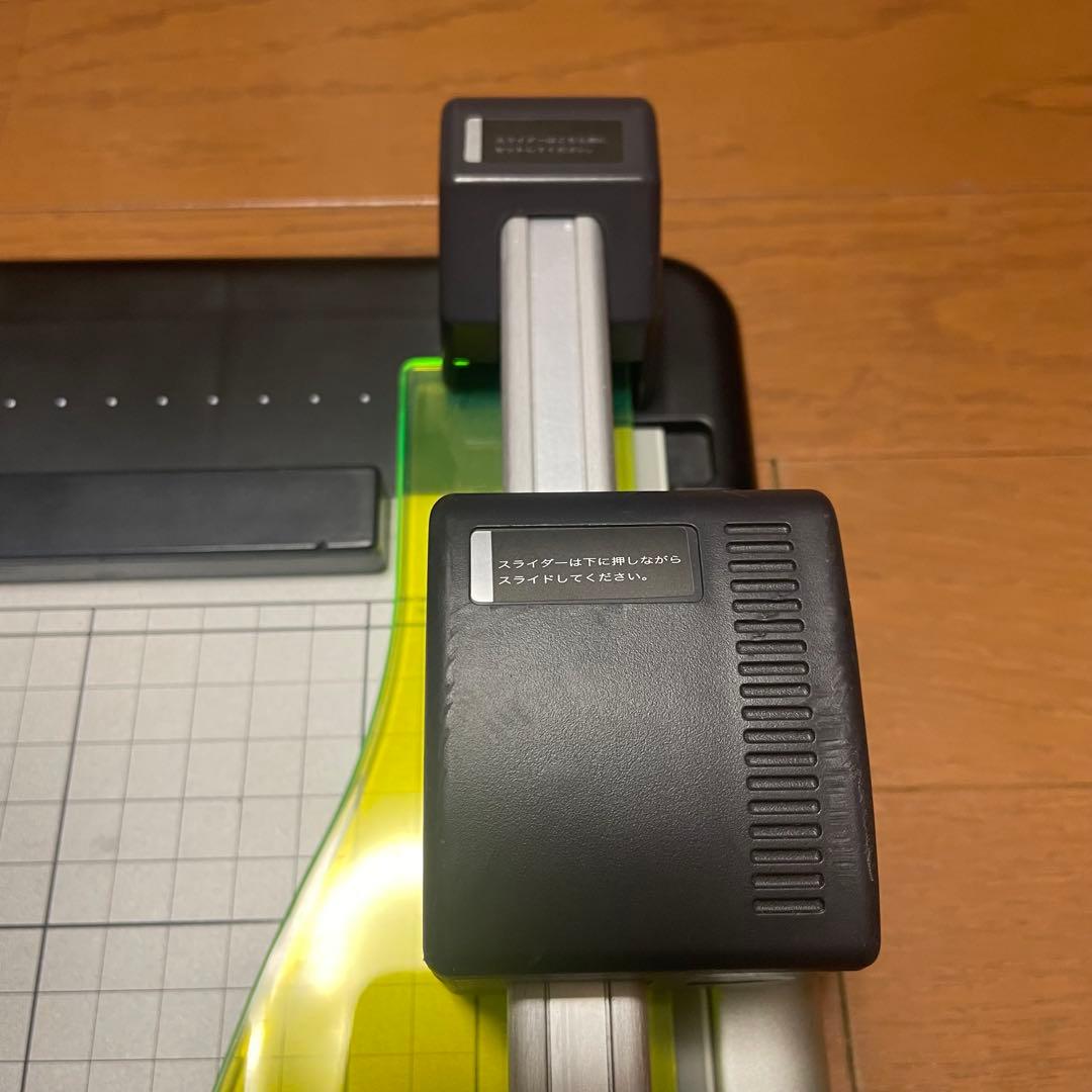 CARL 裁断機　ディスクカッター　DC-210N