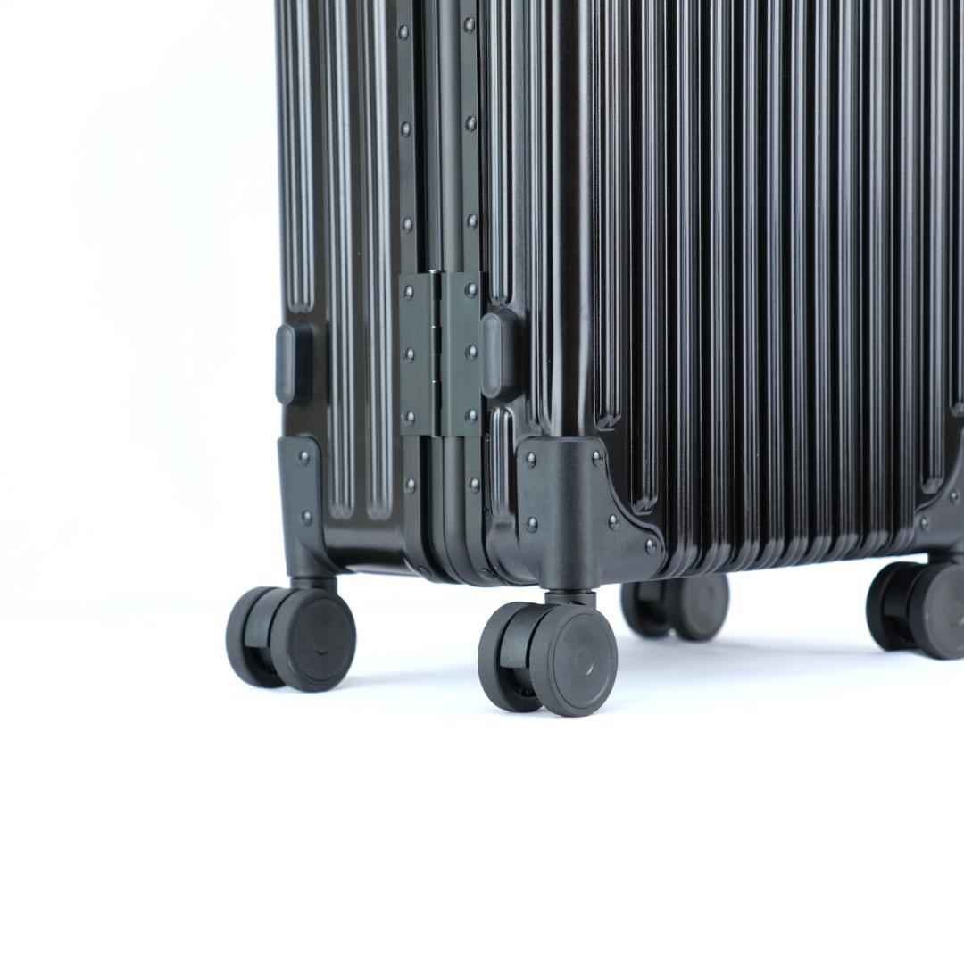 m*i様 新品未使用 キャリーケース ブラック Lサイズ スーツケース 88L