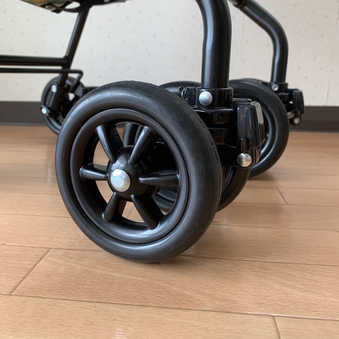 Cutemini フラワーパターン シルバーカー
