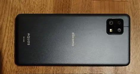 docomo AQUOS sense6 ブラック