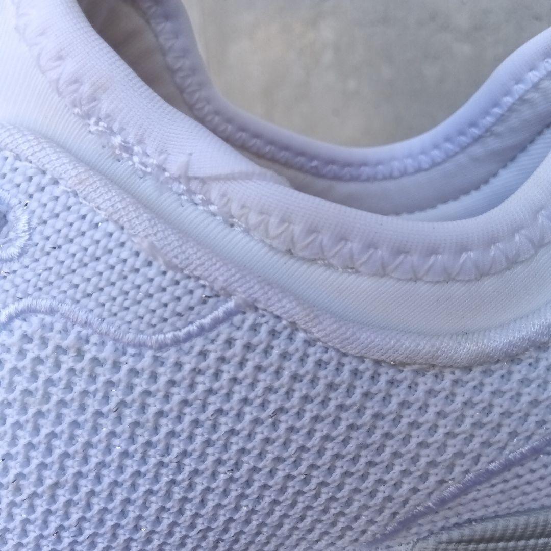 【試着程度】SKECHERS スケッチャーズ安全靴 先芯入り ラメ 24 白