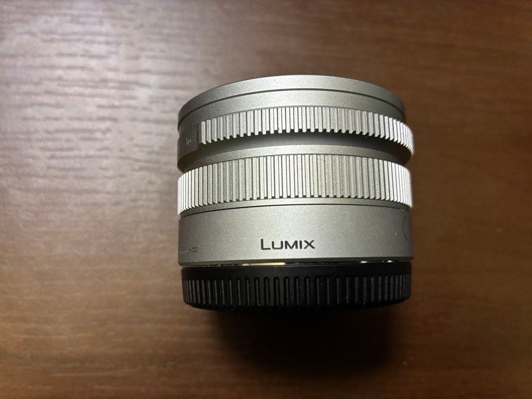LUMIX GX7mk2シルバー＋LEICA単焦点15mmF1.7セット＋おまけ
