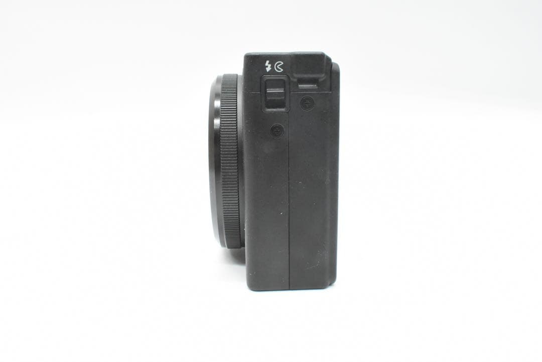 ニコン Nikon デジタルカメラ　P330