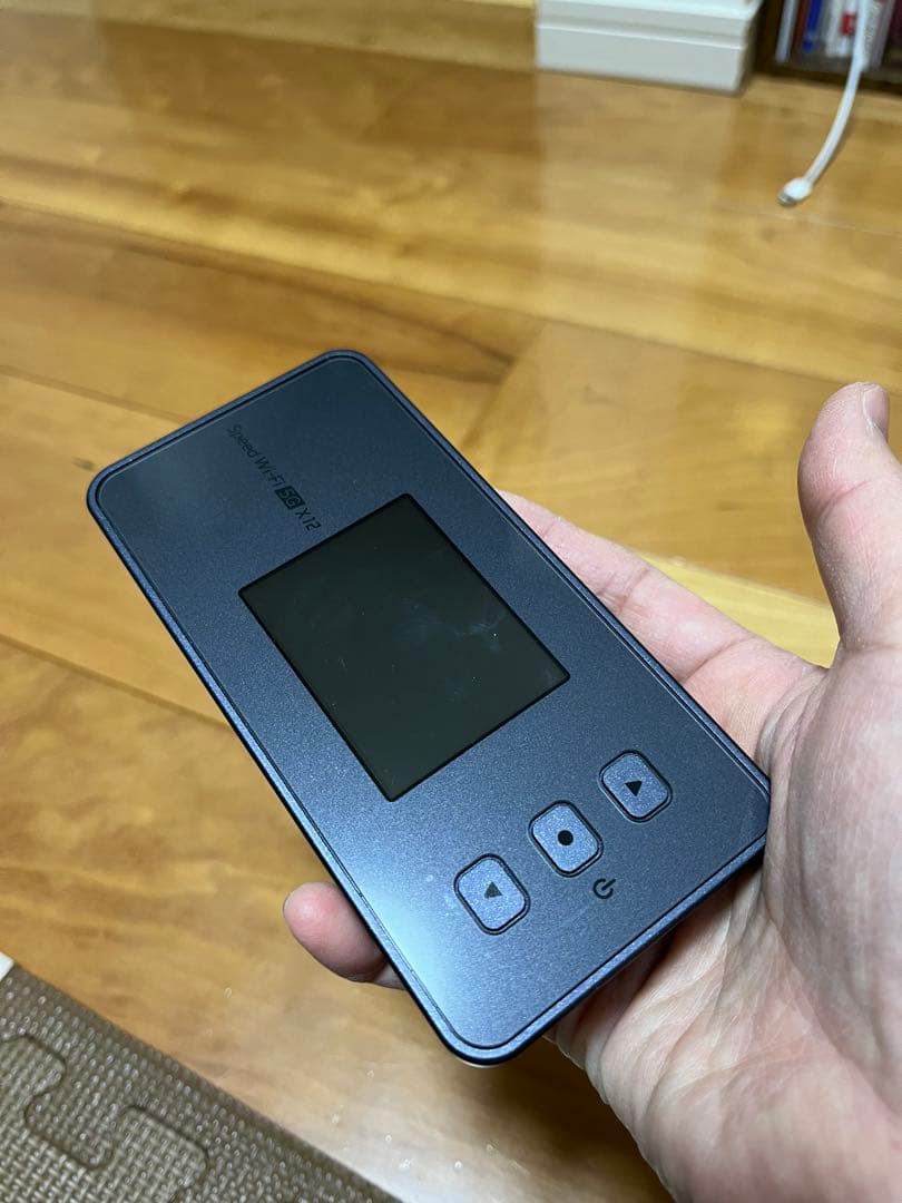 【専用ケース付】Speed Wi-Fi 5G X12 モバイルルーター