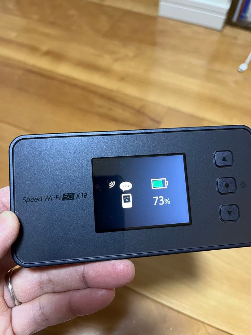 【専用ケース付】Speed Wi-Fi 5G X12 モバイルルーター