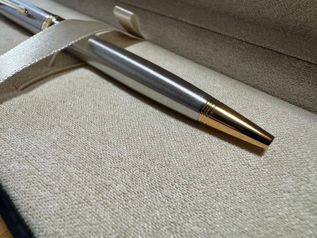 ☆新品未使用☆PARKER ボールペン シルバー×ゴールド