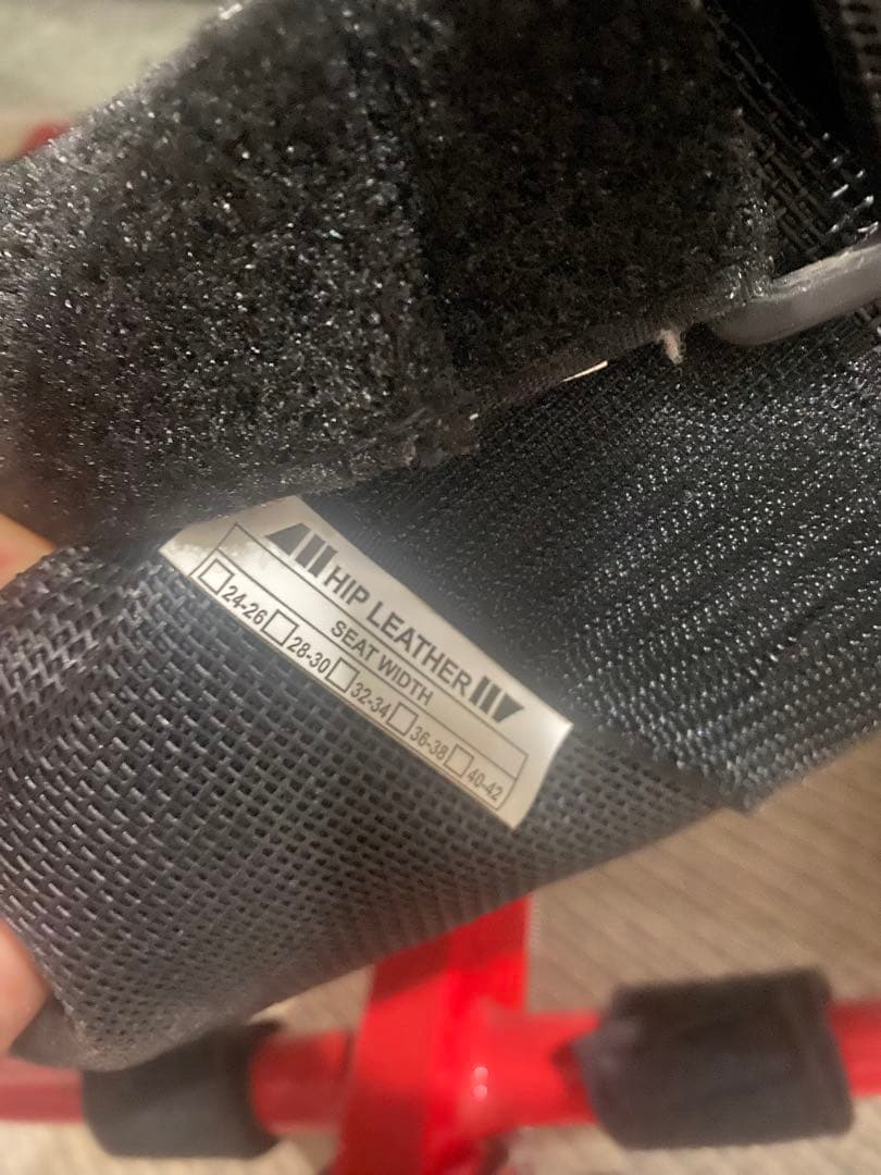 Profhand プロハンド 赤　ペダル付き トレーニングチェア 介護用品