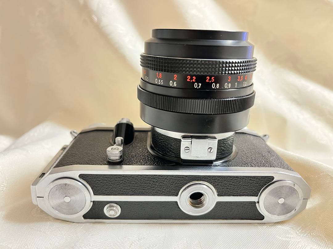 Pentacon F 旧東ドイツ製カメラ　Carl Zeiss f2.8/50