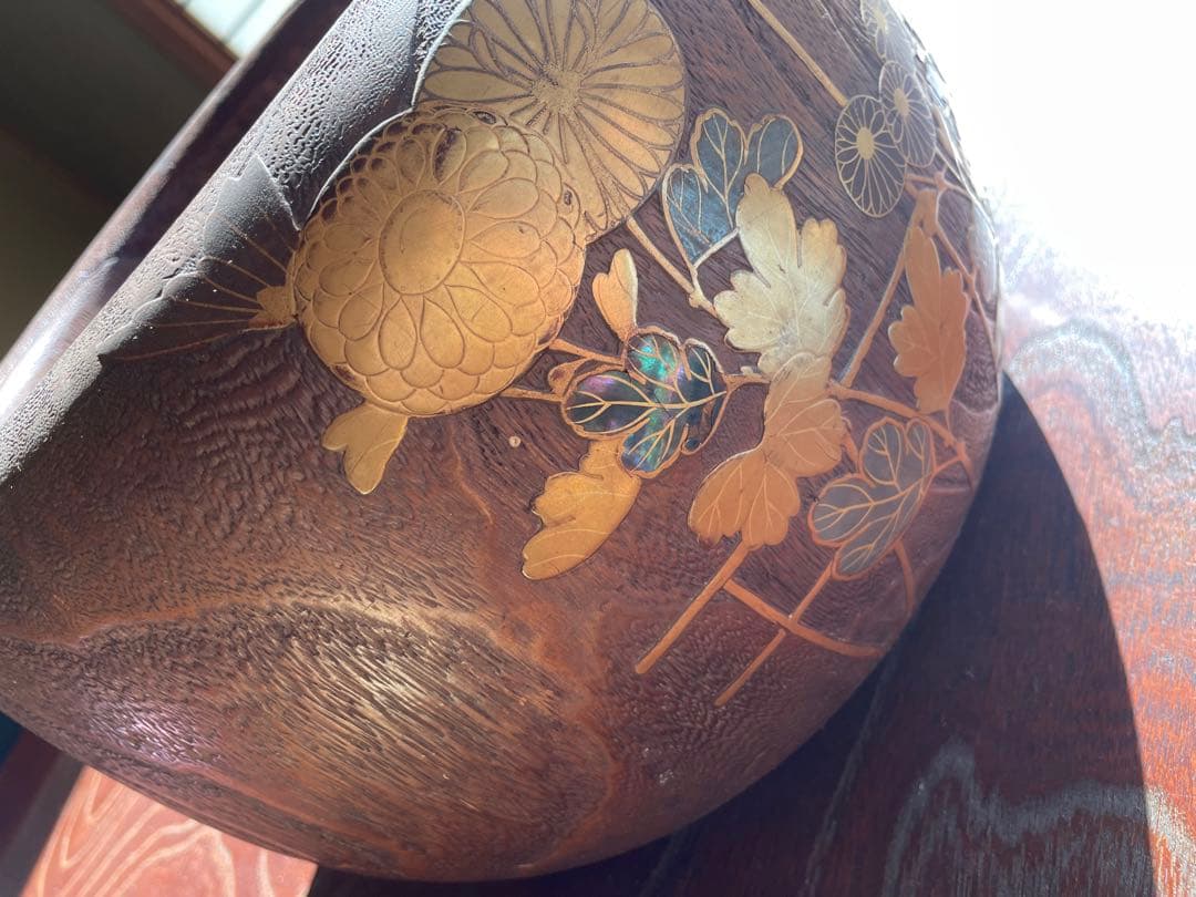 希少　木製火鉢 金箔装飾 花柄デザイン　１００年前　骨董品