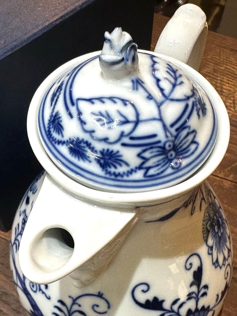 未使用 ボヘミア陶器KARLSBADERブルーオニオン コーヒーポット