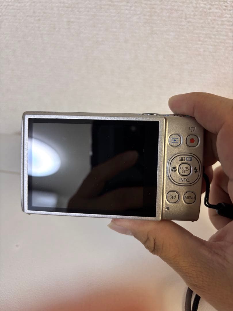 Canon IXY 650 シルバー デジタルカメラ 本体