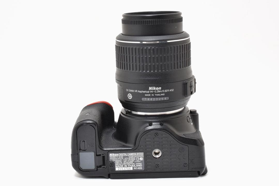 ✨Nikon D5500✨一眼レフ Wi-Fi搭載　ショット数少　動作品✨