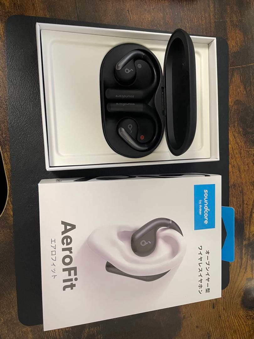 Soundcore AeroFit ワイヤレスイヤホン ブラック