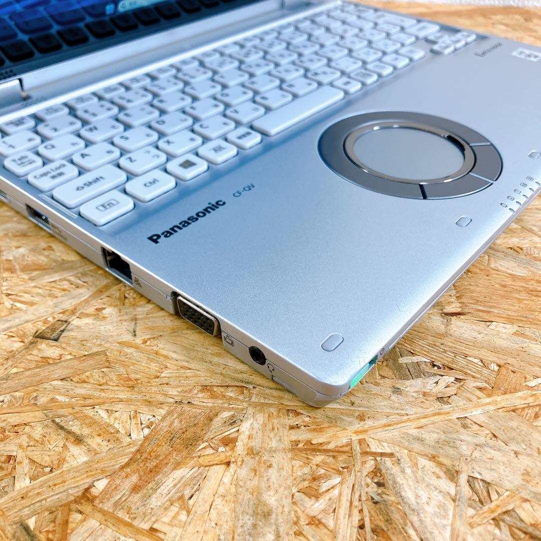 Let's note CF-QV9 第10世代 Core i7 軽量モバイル