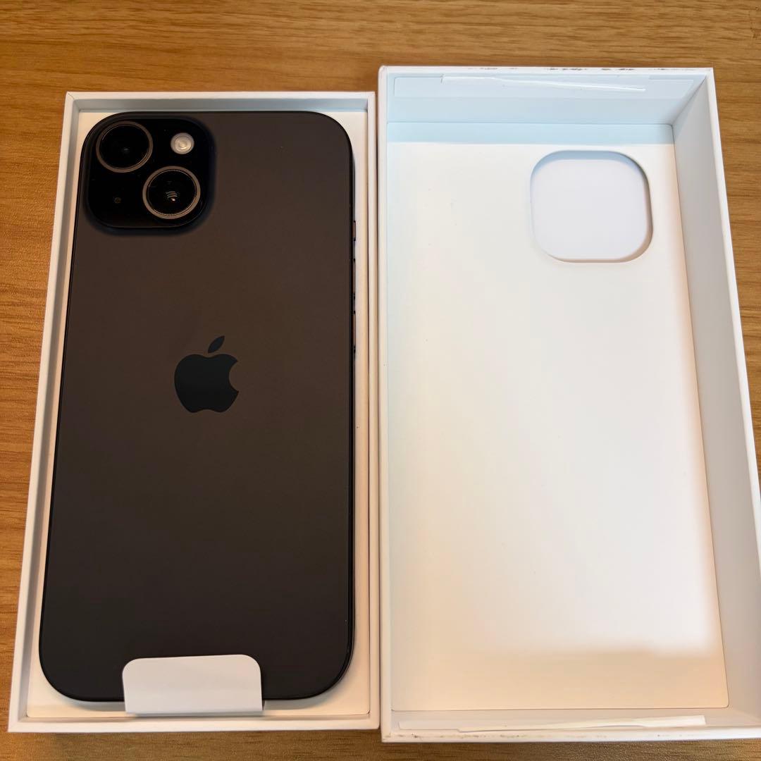 【ジャンク】iPhone 15 ブラック 128 GB docomo 一括購入品