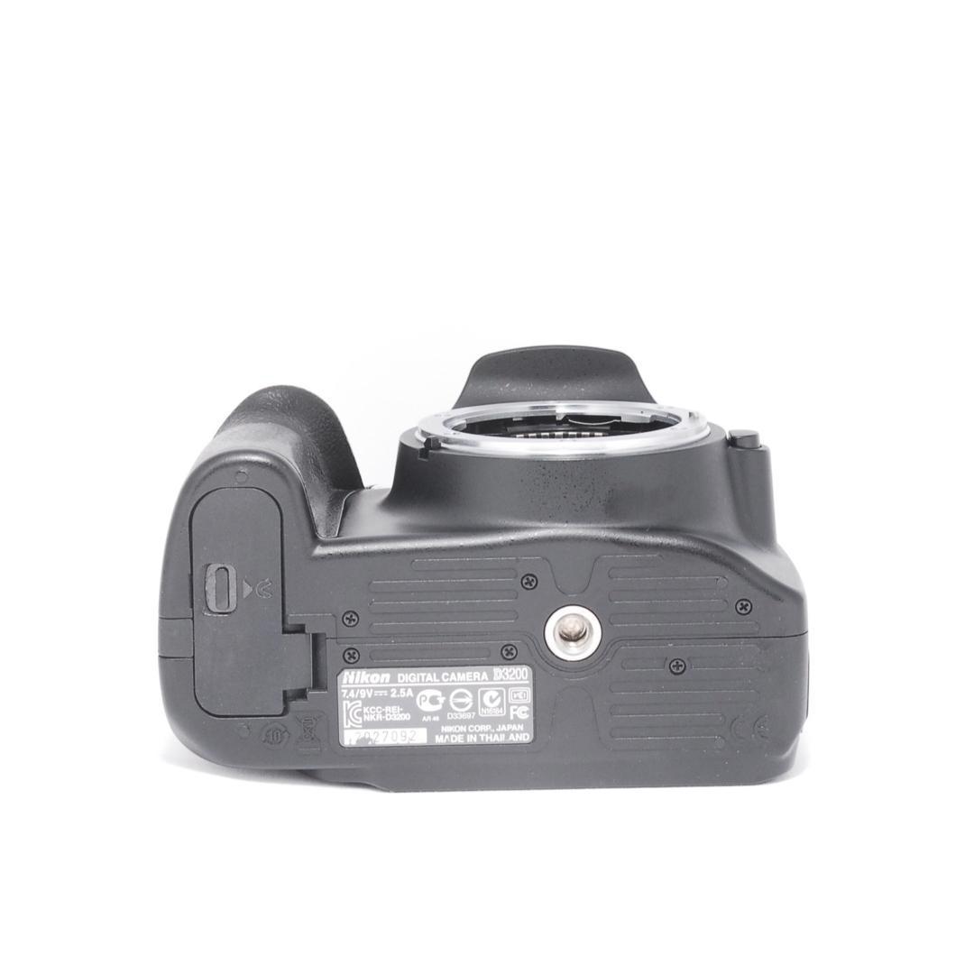 初心者おすすめ✨Nikon D3200 ダブルズーム スマホ転送OK 元箱付き