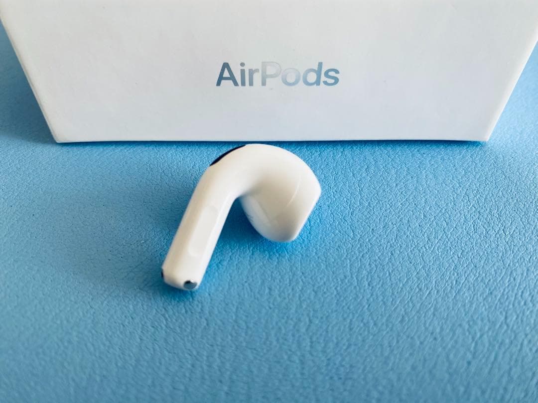 AirPods 第4世代 R片耳 右耳のみ イヤホン A3050 BNLL