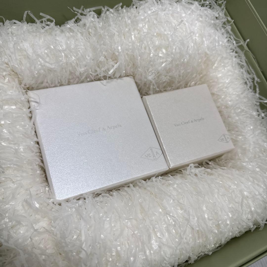 【美品】 Van Cleef & Arpels ネックレスケース 2点 空箱